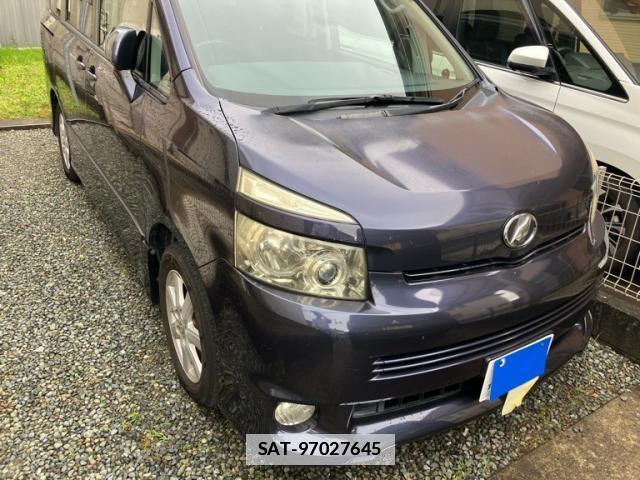 Toyota VOXY 2009-09 7934678-1