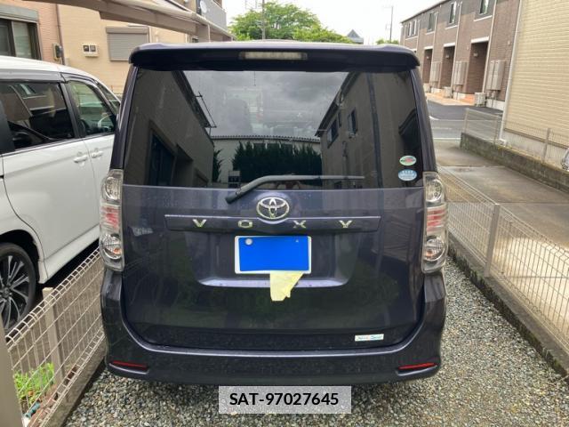 Toyota VOXY 2009-09 7934678-13