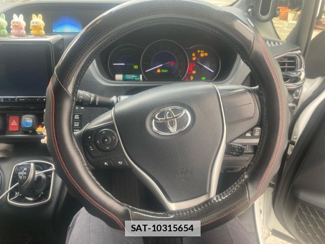 Toyota VOXY 2020-05 7934679-8
