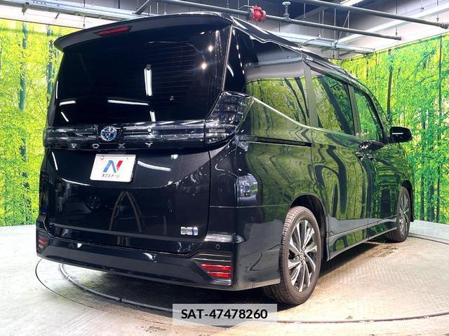 Toyota VOXY 2022-09 7934730-17