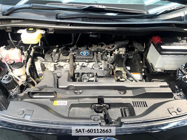 Toyota VOXY 2023-01 7934733-18