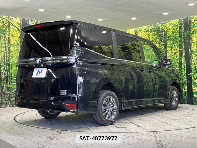 Toyota VOXY 2025-02 7934865-17