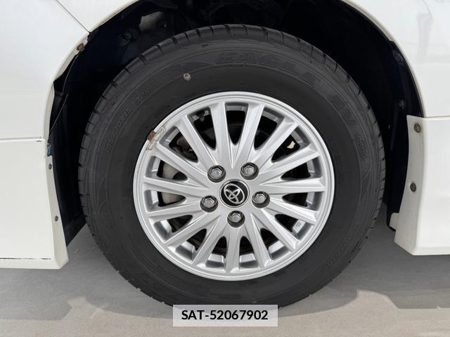 Toyota VOXY 2014-05 7934907-7