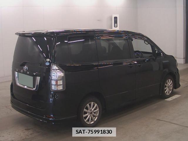 Toyota VOXY 2010-05 7934965-5