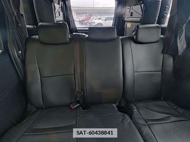Toyota VOXY 2012-02 7934966-3
