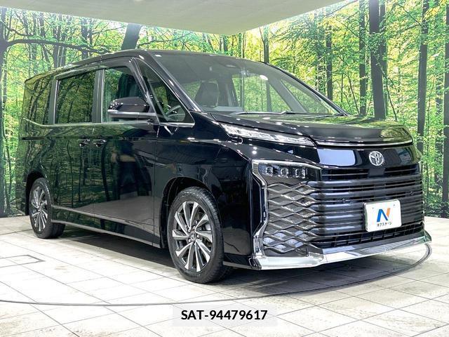 Toyota VOXY 2024-05 7935046-16