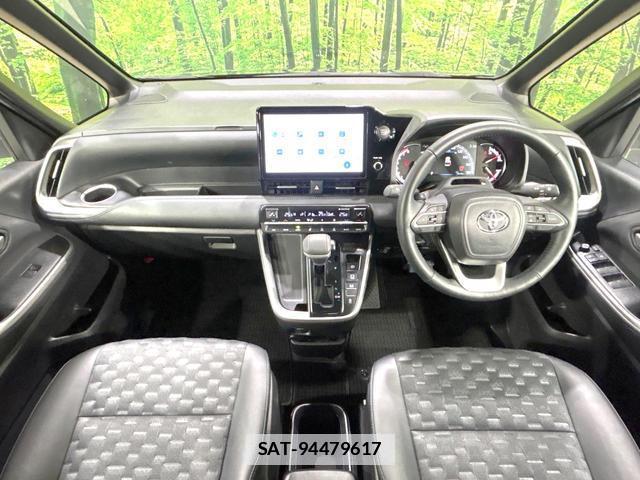 Toyota VOXY 2024-05 7935046-6
