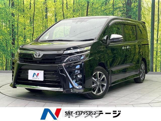 Toyota VOXY 2020-11 7935333-0