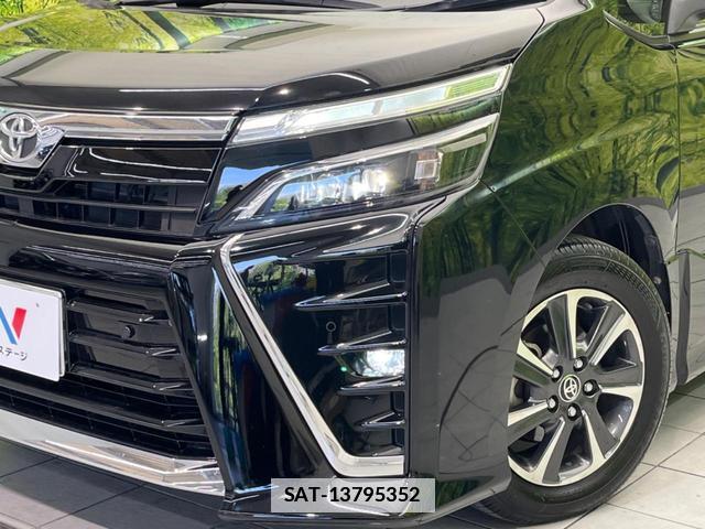 Toyota VOXY 2020-11 7935333-12