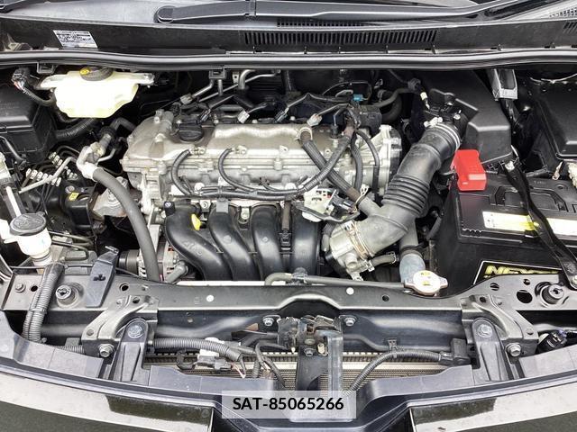 Toyota VOXY 2018-02 7935348-18