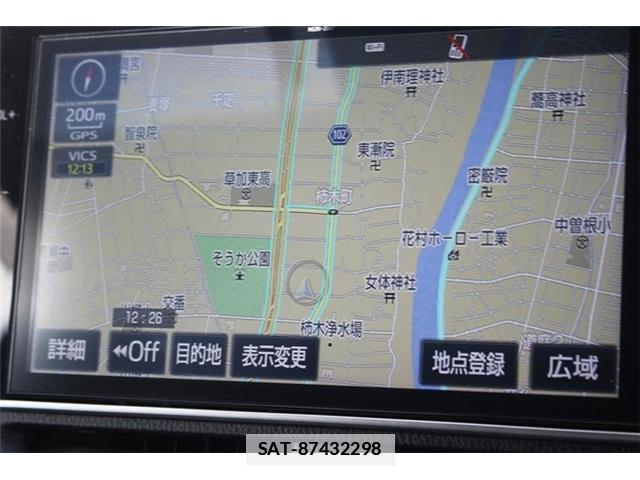 Toyota VOXY 2018-07 7935821-1