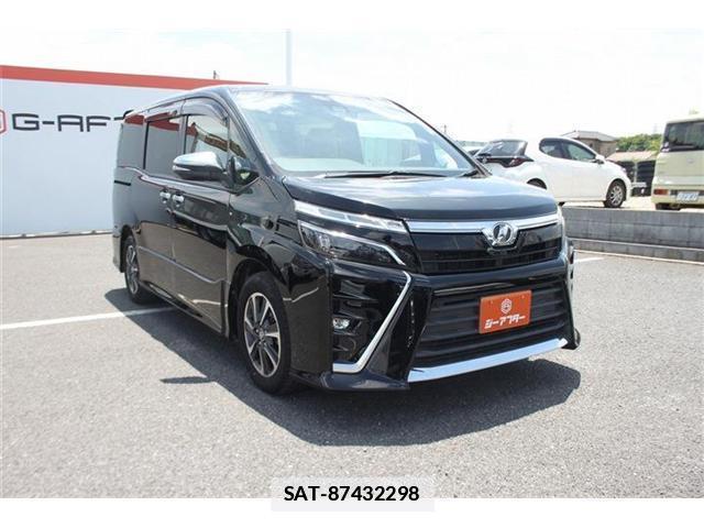 Toyota VOXY 2018-07 7935821-7