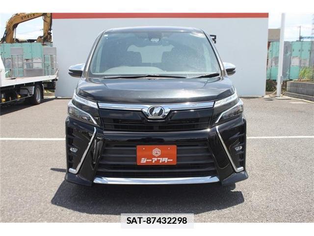 Toyota VOXY 2018-07 7935821-8