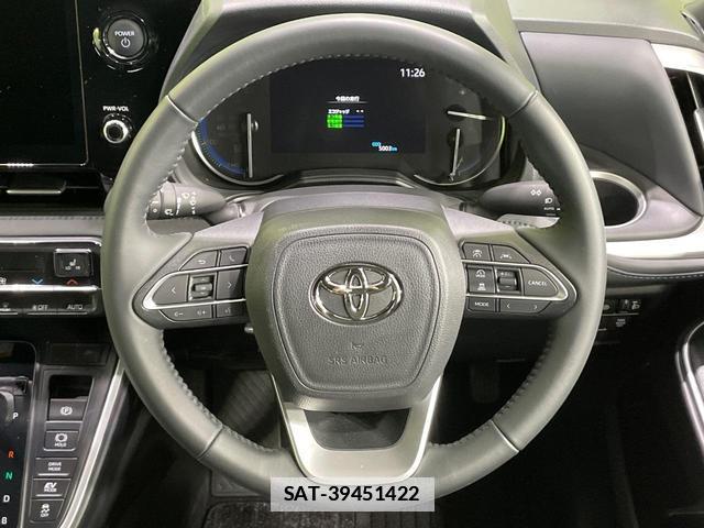 Toyota VOXY 2024-02 7935929-11