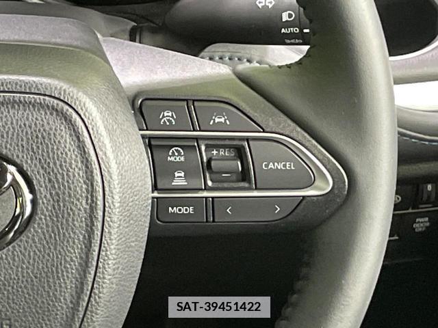 Toyota VOXY 2024-02 7935929-4
