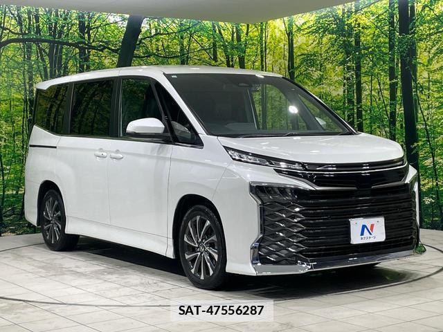 Toyota VOXY 2023-11 7935933-16