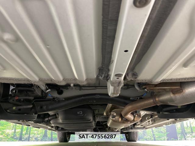 Toyota VOXY 2023-11 7935933-19