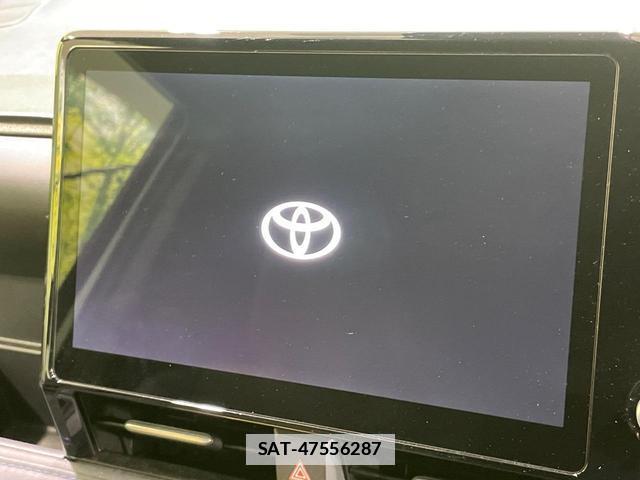 Toyota VOXY 2023-11 7935933-2