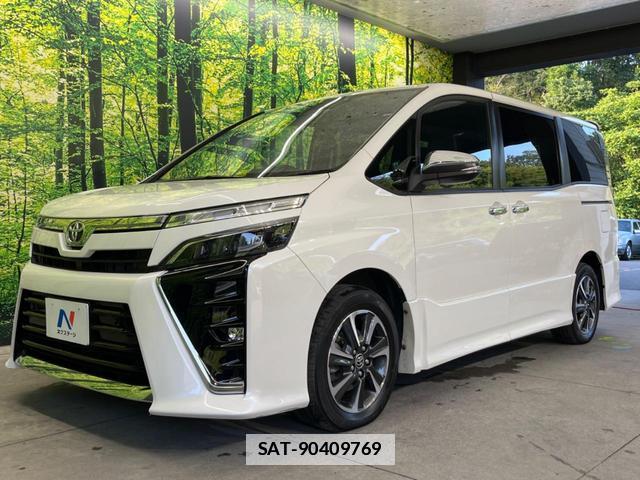 Toyota VOXY 2021-12 7936258-16