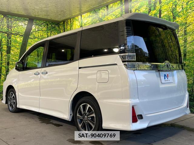 Toyota VOXY 2021-12 7936258-17