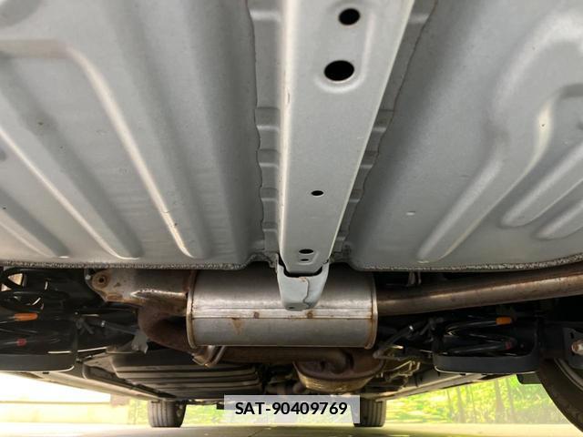 Toyota VOXY 2021-12 7936258-19
