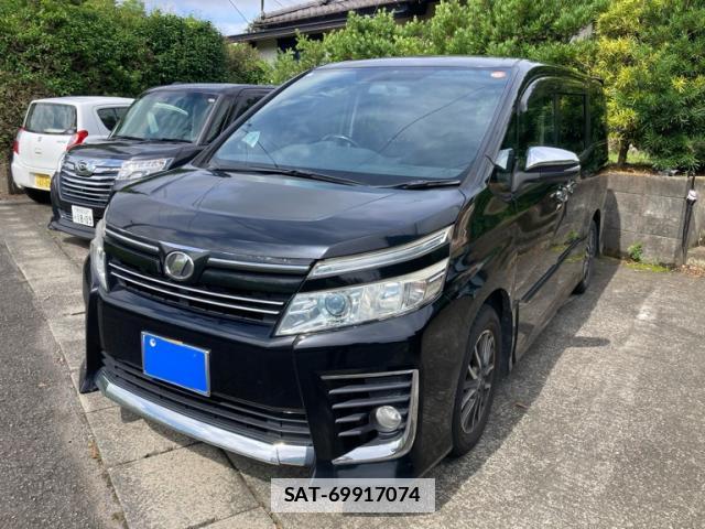 Toyota VOXY 2015-08 7936380-0