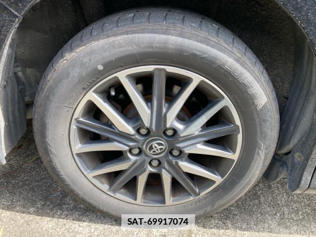 Toyota VOXY 2015-08 7936380-4