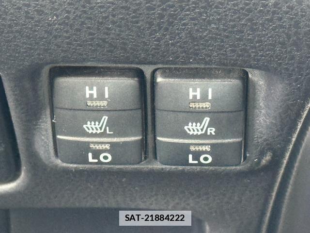 Toyota VOXY 2015-08 7936526-19