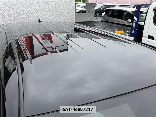Toyota VOXY 2023-07 7936701-11