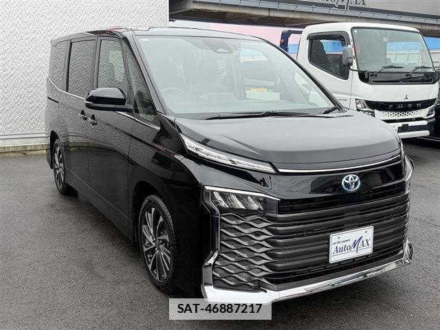Toyota VOXY 2023-07 7936701-5