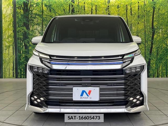 Toyota VOXY 2022-09 7936775-14