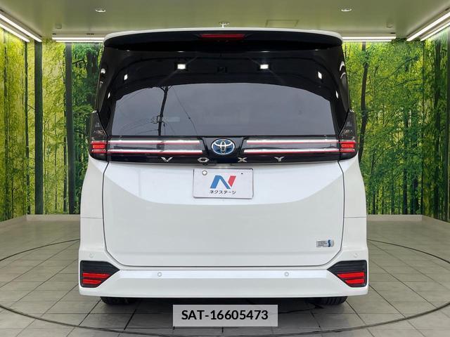 Toyota VOXY 2022-09 7936775-15