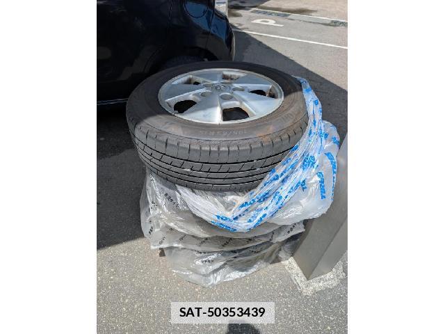 Toyota VOXY 2012-10 7936994-16