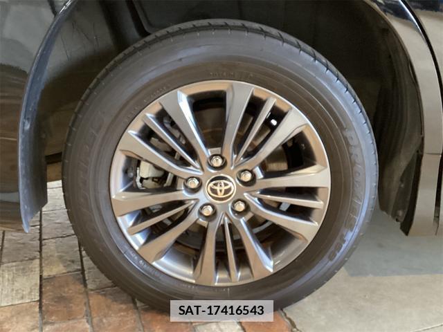 Toyota VOXY 2023-06 7937089-15