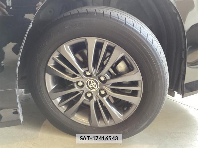 Toyota VOXY 2023-06 7937089-17