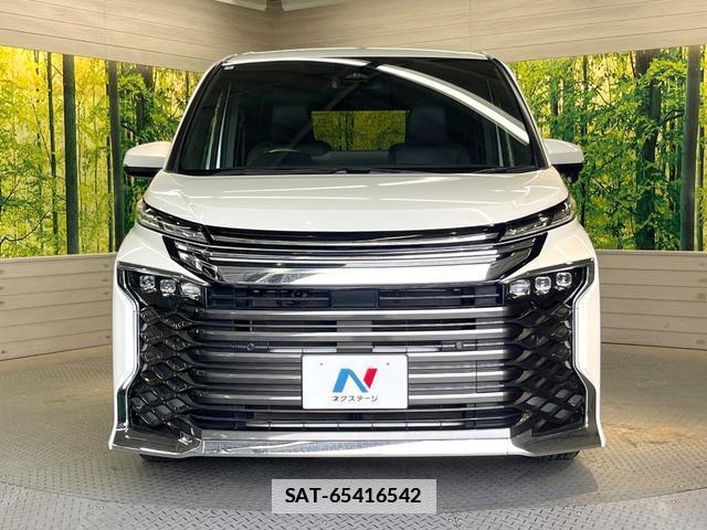 Toyota VOXY 2022-07 7937221-14