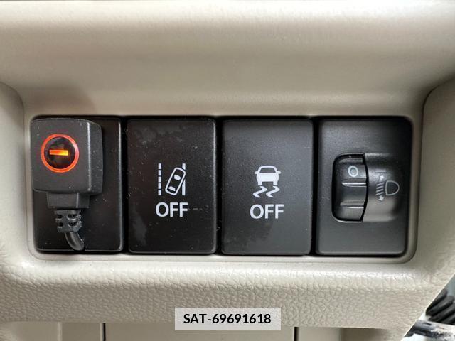 Suzuki WAGON R 2017-03 7937212-15