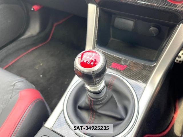 Subaru WRX STI 2016-11 7935321-2