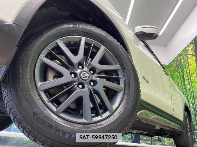 Nissan X-TRAIL 2015-08 7934527-12