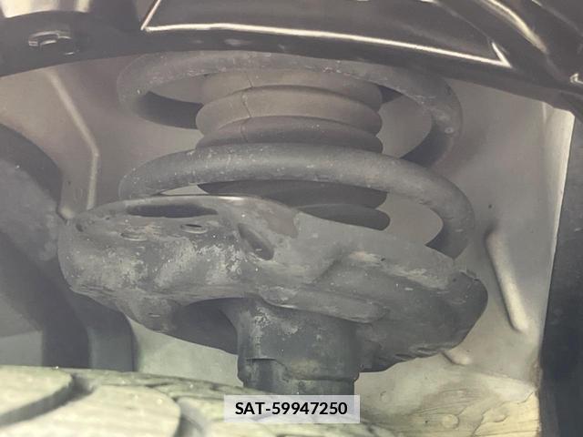 Nissan X-TRAIL 2015-08 7934527-19