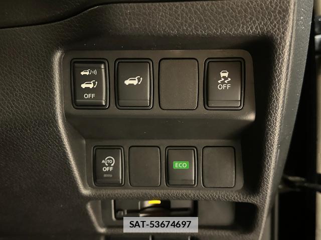Nissan X-TRAIL 2016-03 7935460-10
