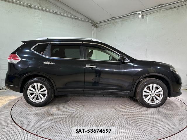 Nissan X-TRAIL 2016-03 7935460-13