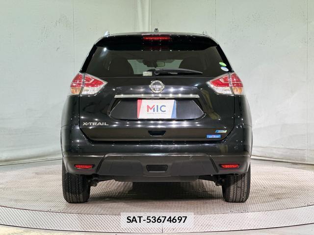 Nissan X-TRAIL 2016-03 7935460-15