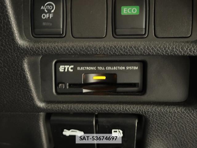 Nissan X-TRAIL 2016-03 7935460-4