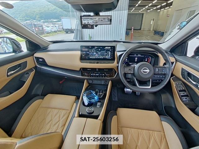 Nissan X-TRAIL 2023-08 7936487-2