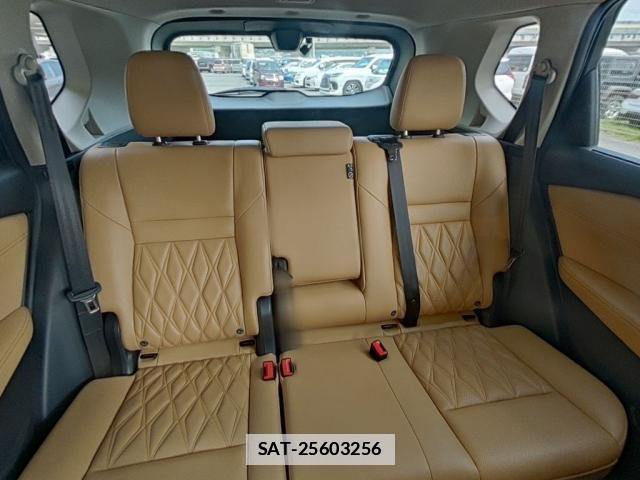 Nissan X-TRAIL 2023-08 7936487-3