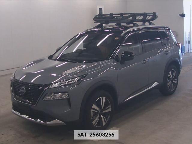 Nissan X-TRAIL 2023-08 7936487-5