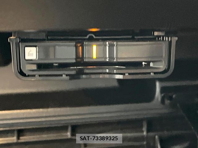 Volvo XC40 2022-11 7935123-8
