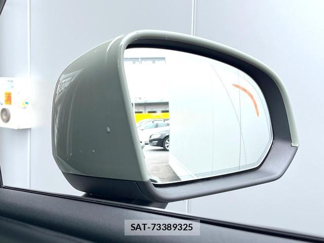 Volvo XC40 2022-11 7935123-9