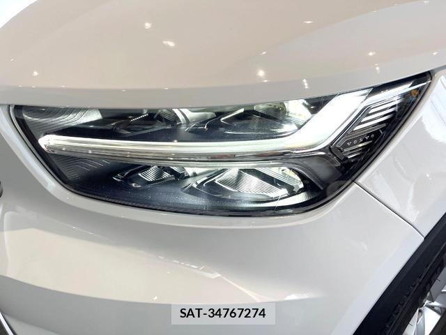 Volvo XC40 2021-12 7935125-14